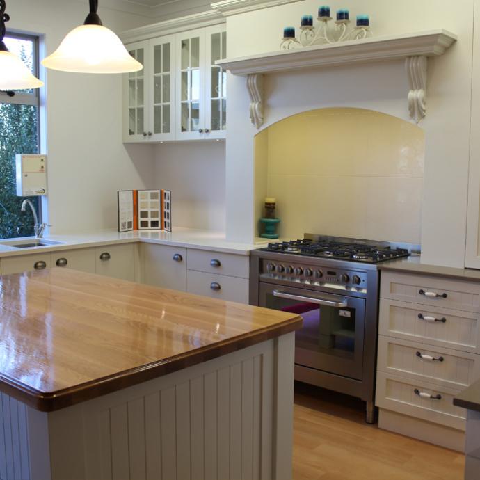 The Sellers Room - Classic Kitchen Design 